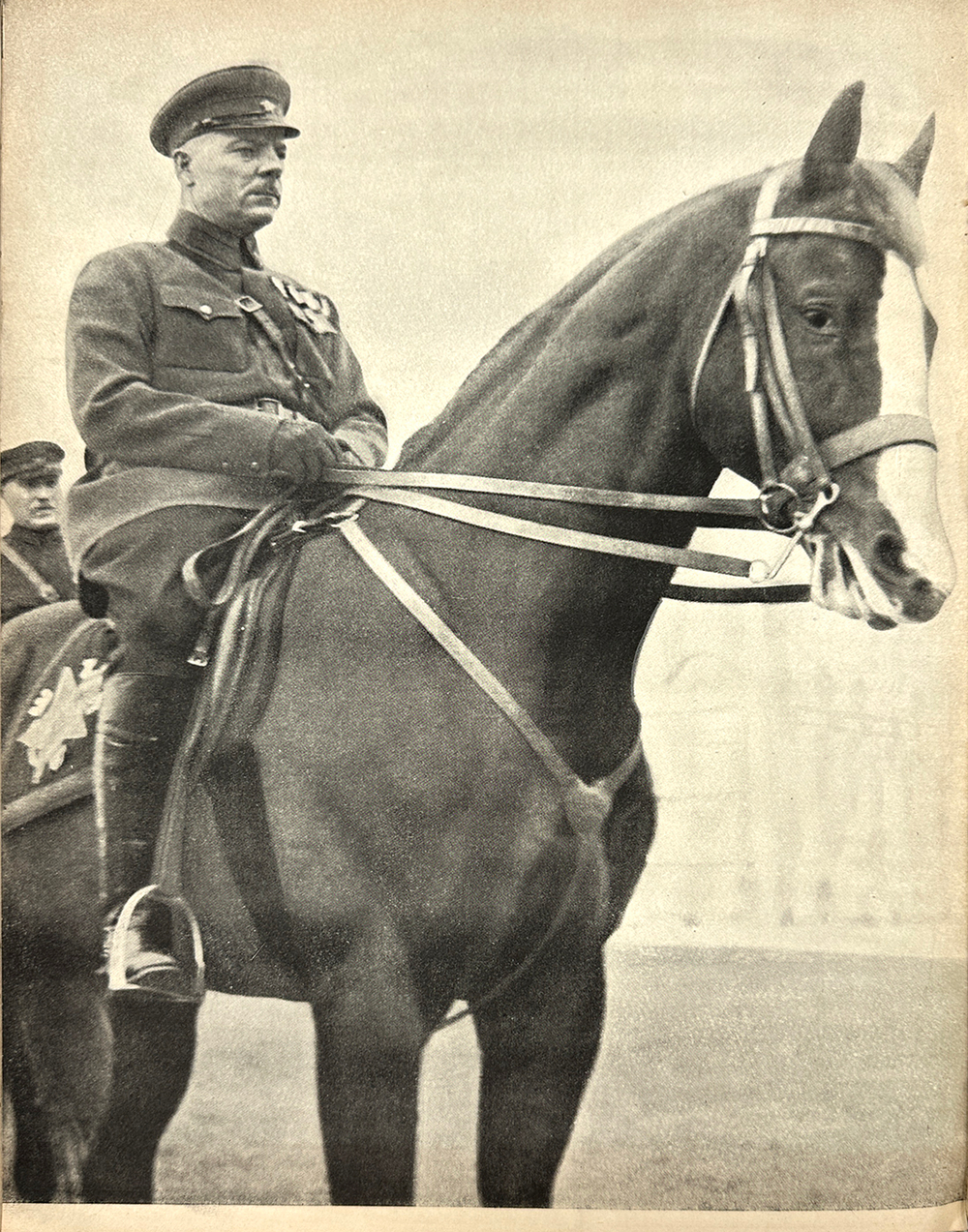[Эль Лисицкий] СССР строит социализм. М., 1933.¶СССР строит социализм. Художник Эль Лисицкий. М.: Из