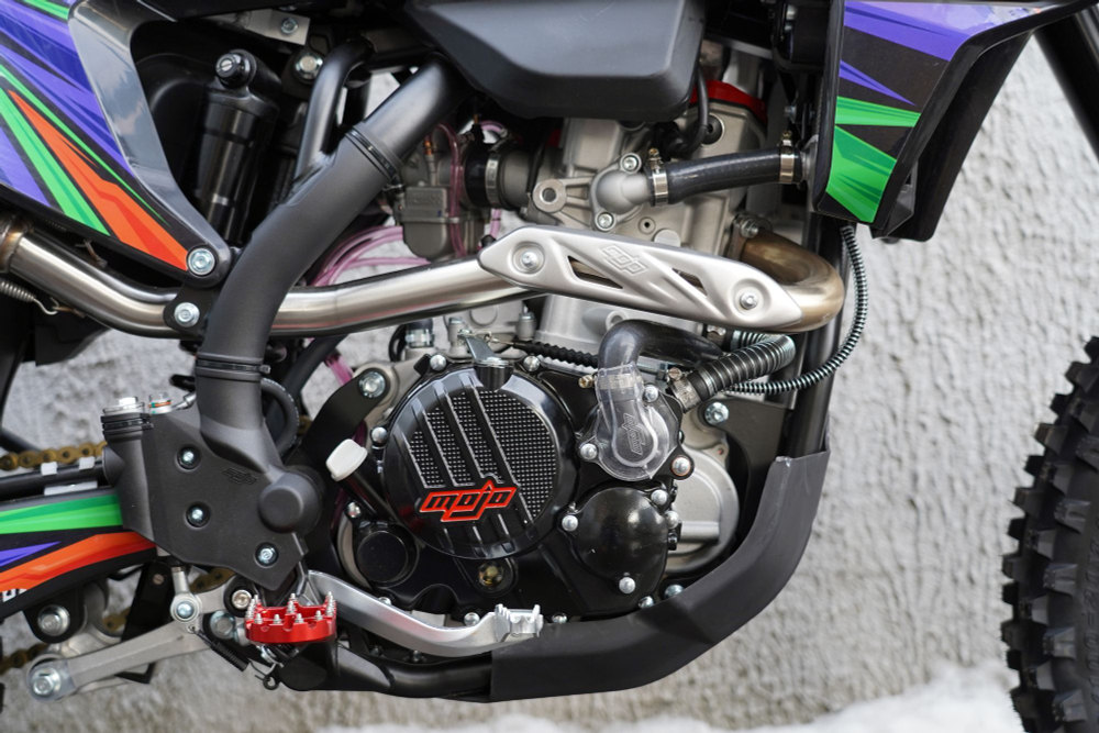 Мотоцикл Кросс BSE T7 Joker