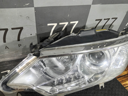 Фара левая ксенон Toyota Camry (XV50) 14-17 Б/У Оригинал 8118533891