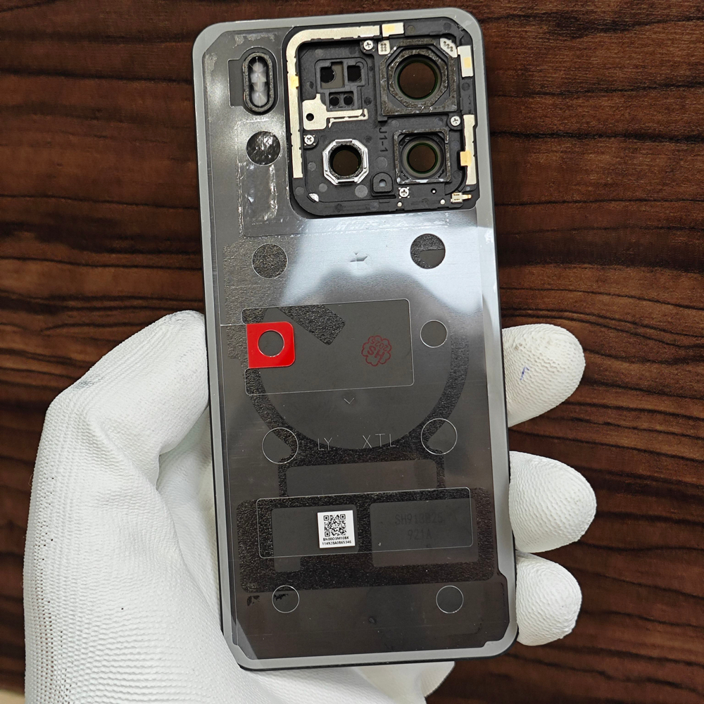Задняя крышка для Xiaomi 15 (24129PN74G) - задняя стеклянная панель Original (Чёрного цвета)