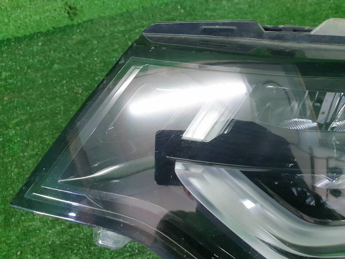 Фара левая Land-Rover Discovery 5 (2016-2021) LED