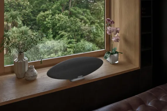 Bowers &amp; Wilkins Zeppelin Pro Edition Space Grey