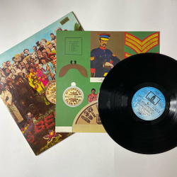 Винтажная виниловая пластинка LP The Beatles Sgt. Pepper's Lonely Hearts Club Band (France 1971)