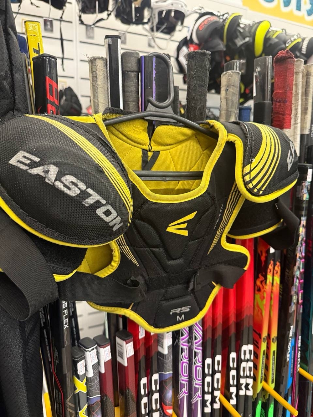 Easton rs YTH M