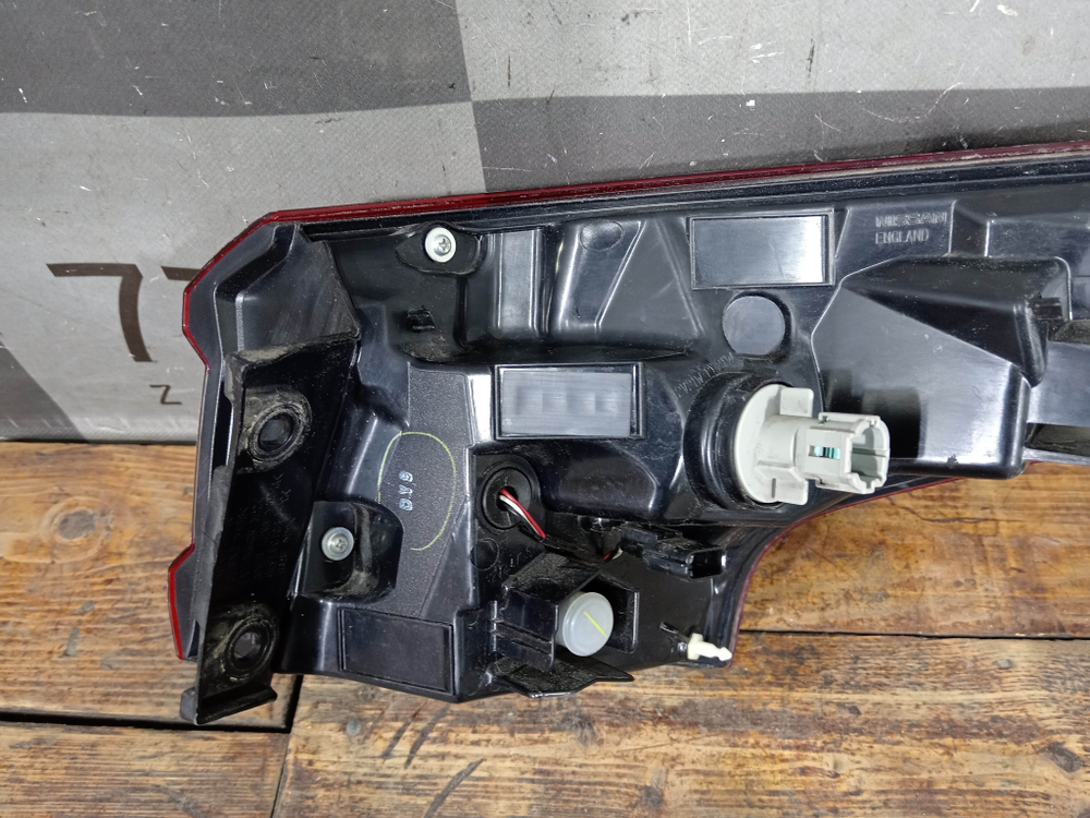 Фонарь зaдний левый Nissan Qashqai 2 (J11) 17-24 Б/У Оригинал 26555HV00A