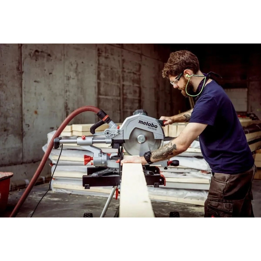 Торцовочная пила Metabo KGS 305 M 1600Вт 3700об/мин d=305мм