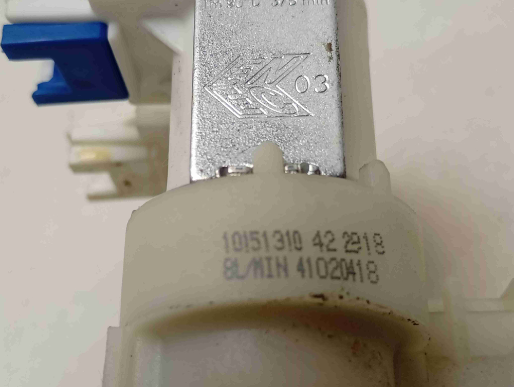 CTY835 кт188 Клапан подачи воды для стиральной машины Candy CTY835 б/у