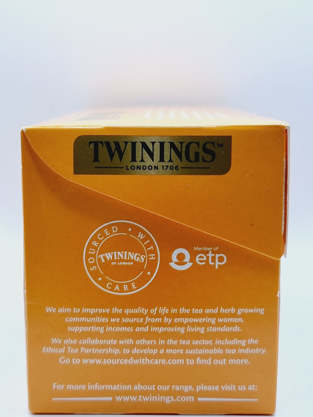 Чай черный TWININGS Orange Cinnamon Апельсин и Корица 25 пакет. х 2 г
