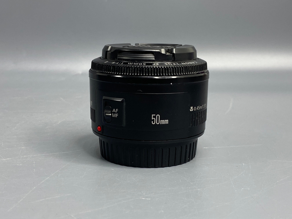 Canon EF 50mm f/1.8 II