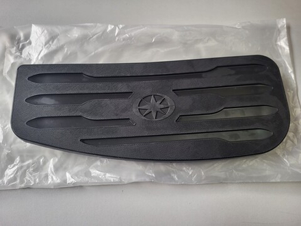 накладка на платформу правая Yamaha Drag Star 1100 XVS1100 XVS1300 Royal Star 1300 4XY-27423-00-00