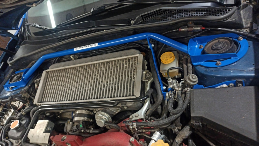 Распорка передних стоек (цельная) Subaru Forester 3 (SH) и Subaru Impreza (GH)