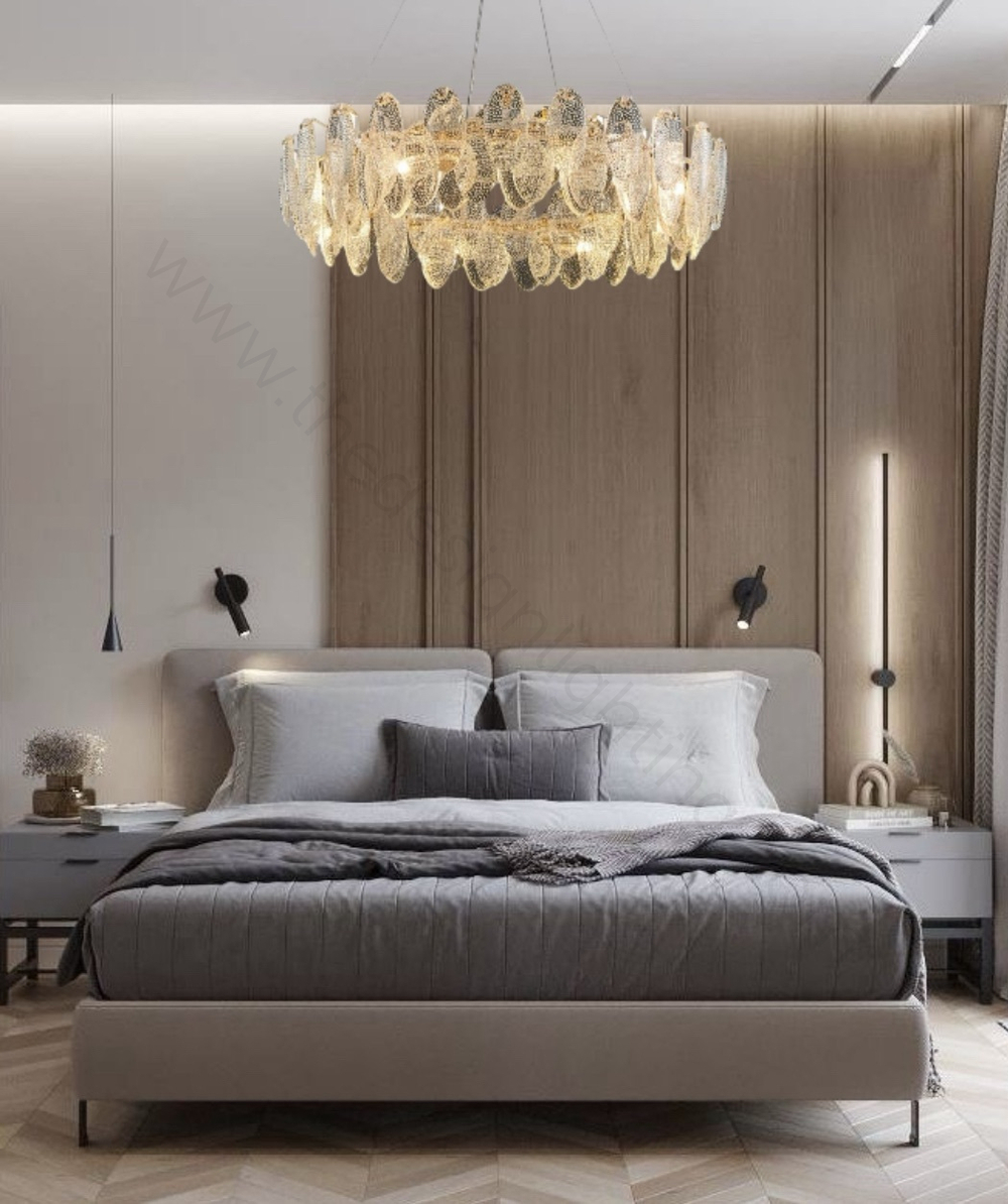 Chandelier  Scarlet