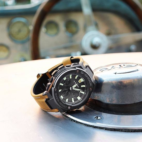 Наручные часы Casio G-Shock GST-W120L-1B