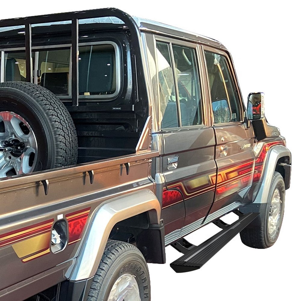 Электрические боковые пороги на трёх кронштейнах для Toyota Land Cruiser 79 LC79 4 двери 2022