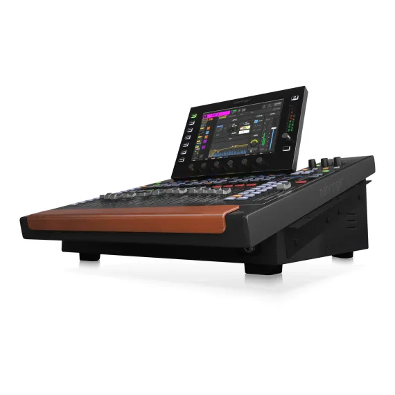 Behringer Wing Compact Black