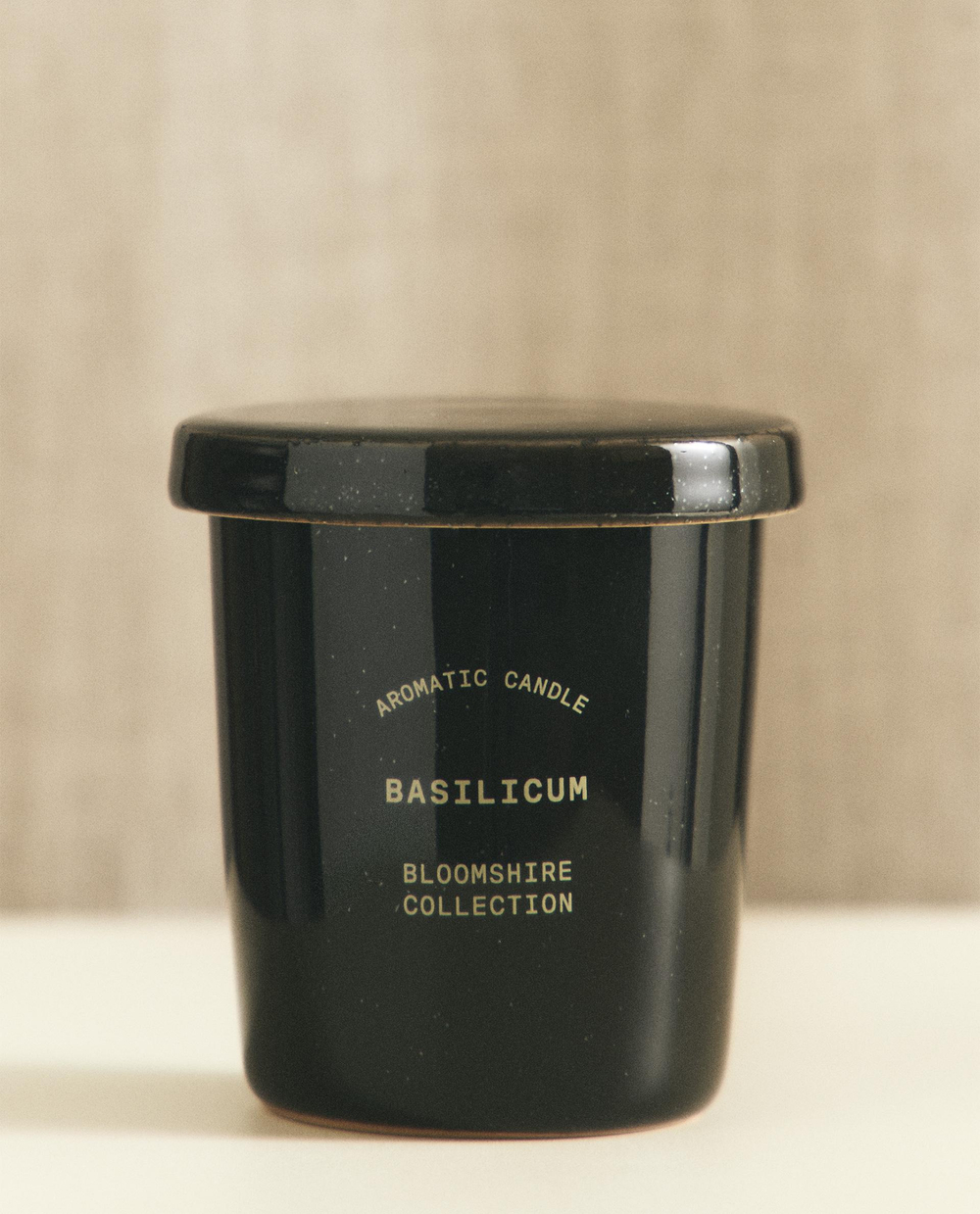 Свеча ароматическая Basilicum 170 г Zara Home