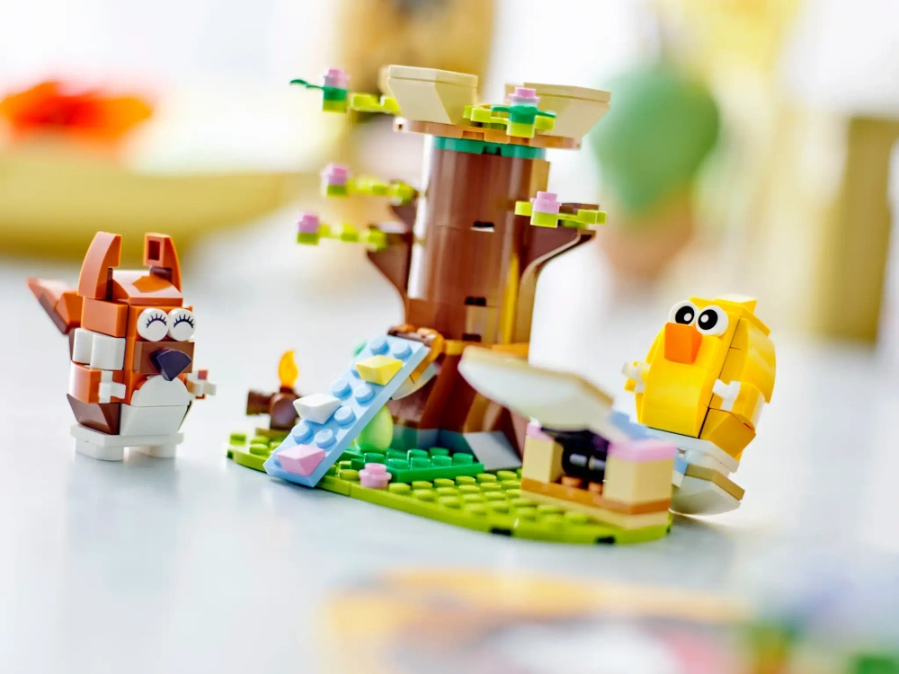 Конструктор LEGO 40709 Весенняя игровая площадка для животных
