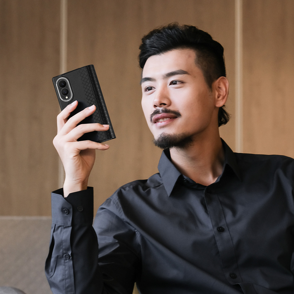 Чехол черного цвета из кожи для Samsung Galaxy Z Fold 8, серия Bril Series Case от Dux Ducis