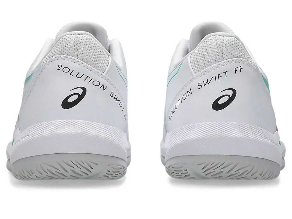 Теннисные кроссовки Asics Solution Swift FF 2 - white/digitalnsakura