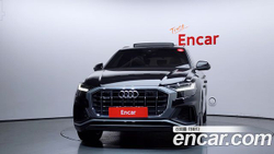 Audi Q8 45 TDI Quattro Premium — 2021
