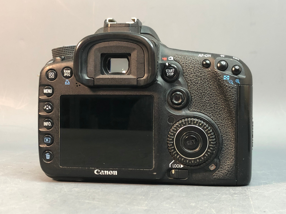 Canon EOS 7D 166.000 кадров