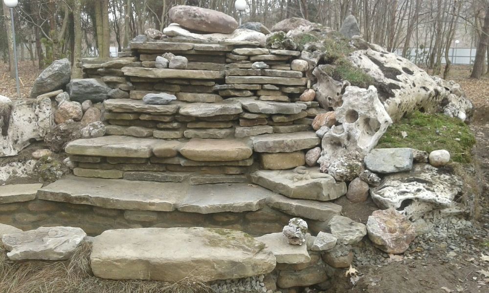 Каскады водопада Валун известняк Бежевый Каскады водопада Валун известняк Бежевый