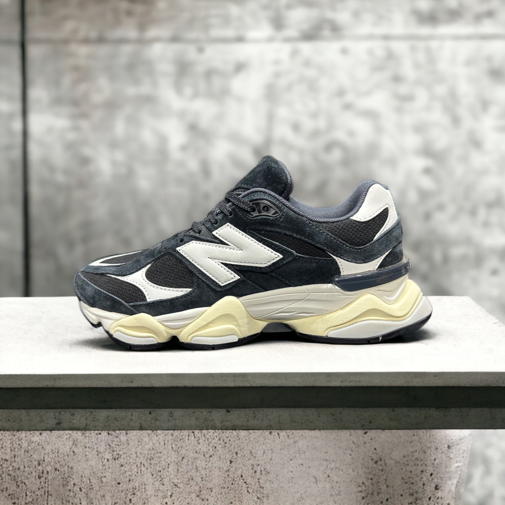 New Balance 9060 • Black