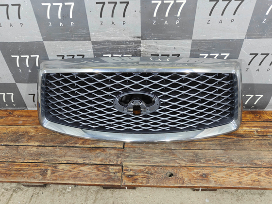 Решетка радиатора Infiniti QX56 2 / QX80 1 (Z62) 17-21 Б/У Оригинал 623106GW0A