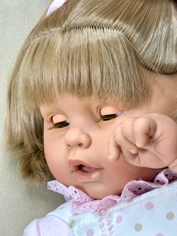 Кукла для девочки мягконабивная 62см Дульзона (8052S)