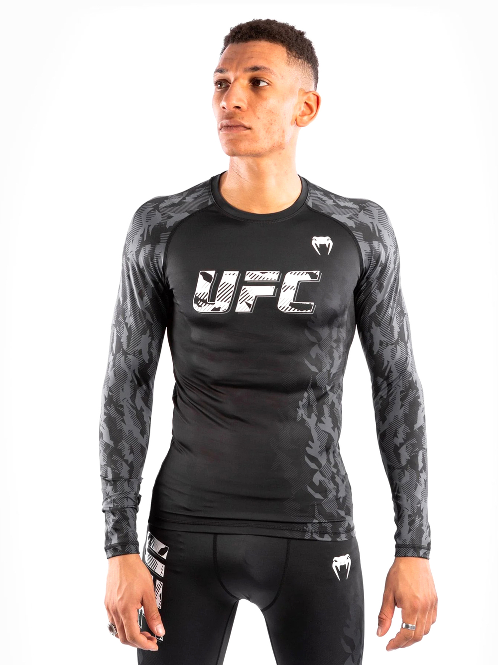 Рашгард UFC Venum Fight Week Black
