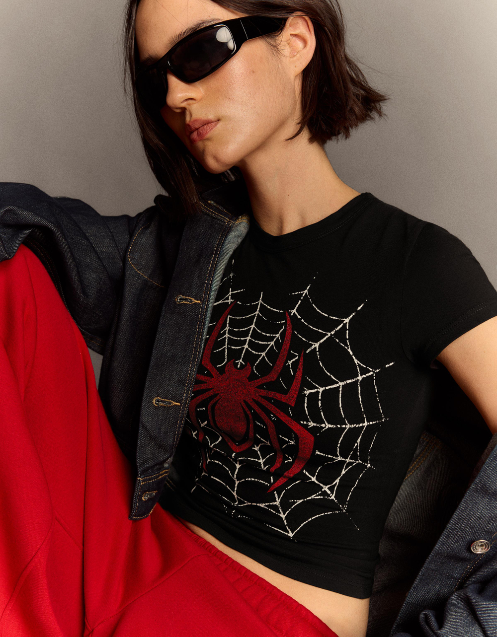 Женская приталенная футболка с принтом SPIDER-MAN - BERSHKA
