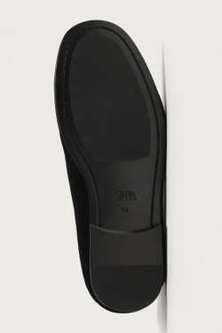 ZARA ЛОФЕРЫ С БАРХАТНЫМ ЭФФЕКТОМ, ЧЕРНЫЙ