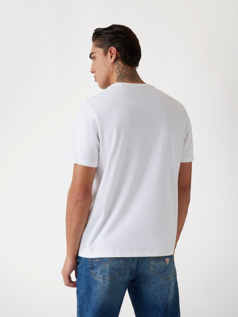 Футболка мужская GUESS