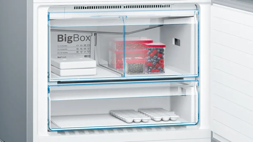 Двухкамерный холодильник Bosch KGN86AI30U