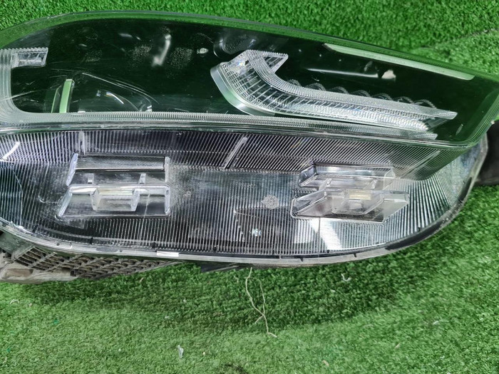Фара правая Chery Tiggo 8 Pro (2021-2024) LED