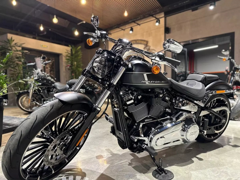 Harley-Davidson Breakout 117 MY2023