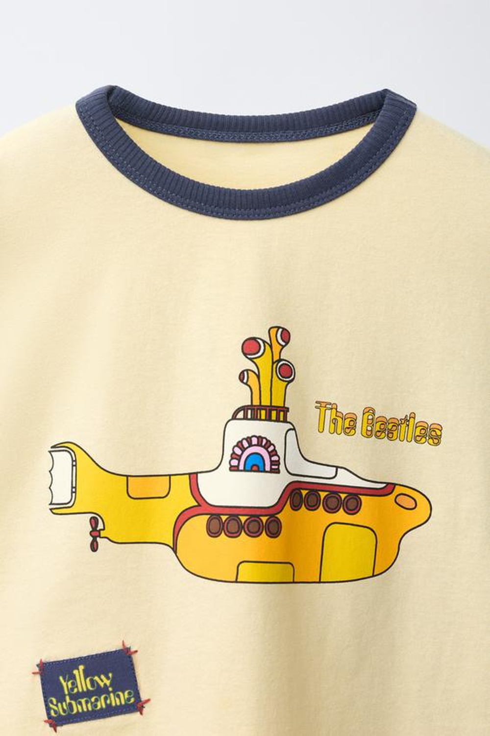 ZARA ФУТБОЛКА С ПРИНТОМ THE BEATLES ™ YELLOW SUBMARINE, СВЕТЛО-ЖЕЛТЫЙ