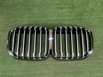 Решетка радиатора BMW X7 G07 (2019-2022)