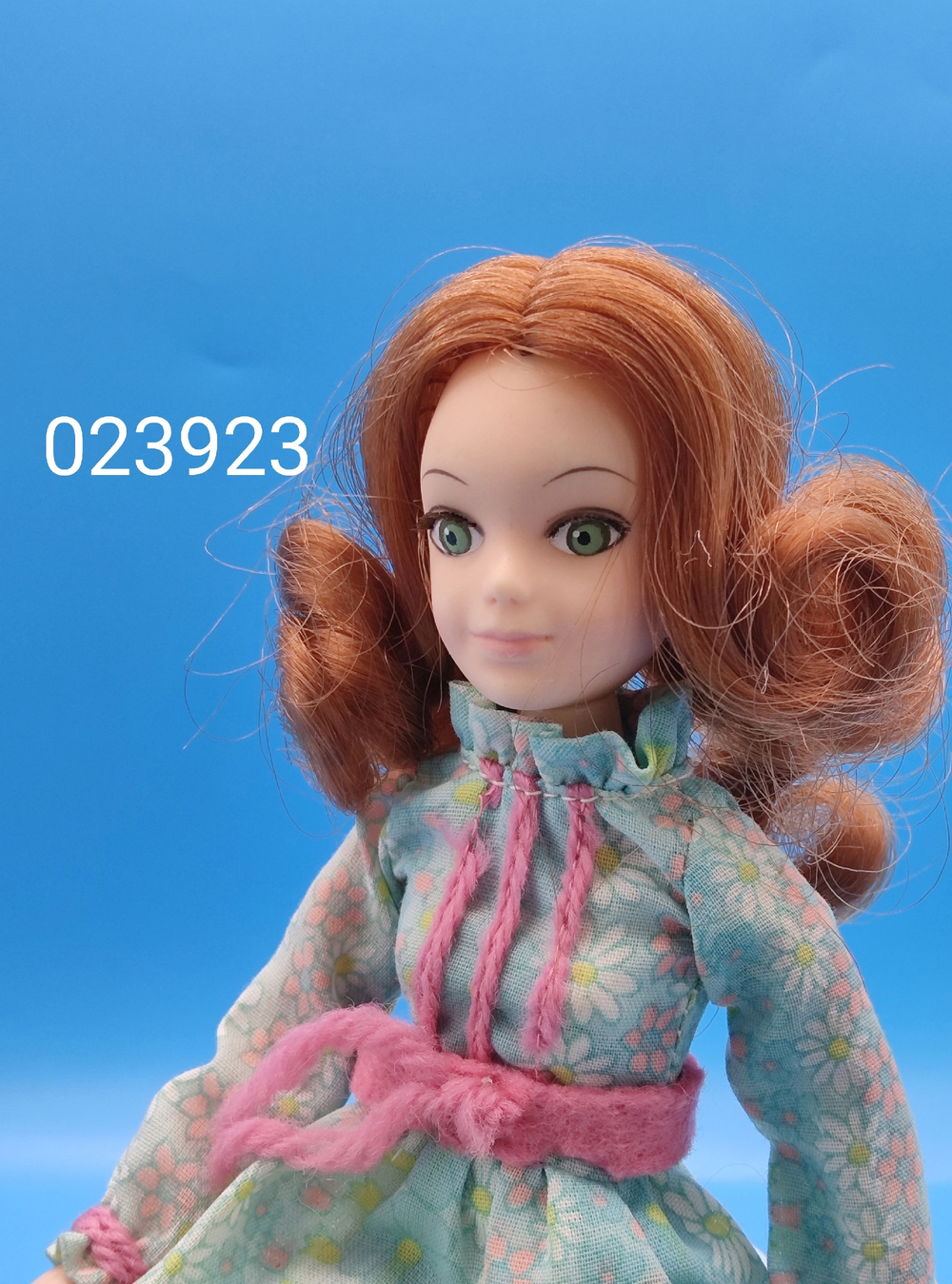 Кукла Барби винтаж Flower (серия The World of Love), Hasbro,90х 023503