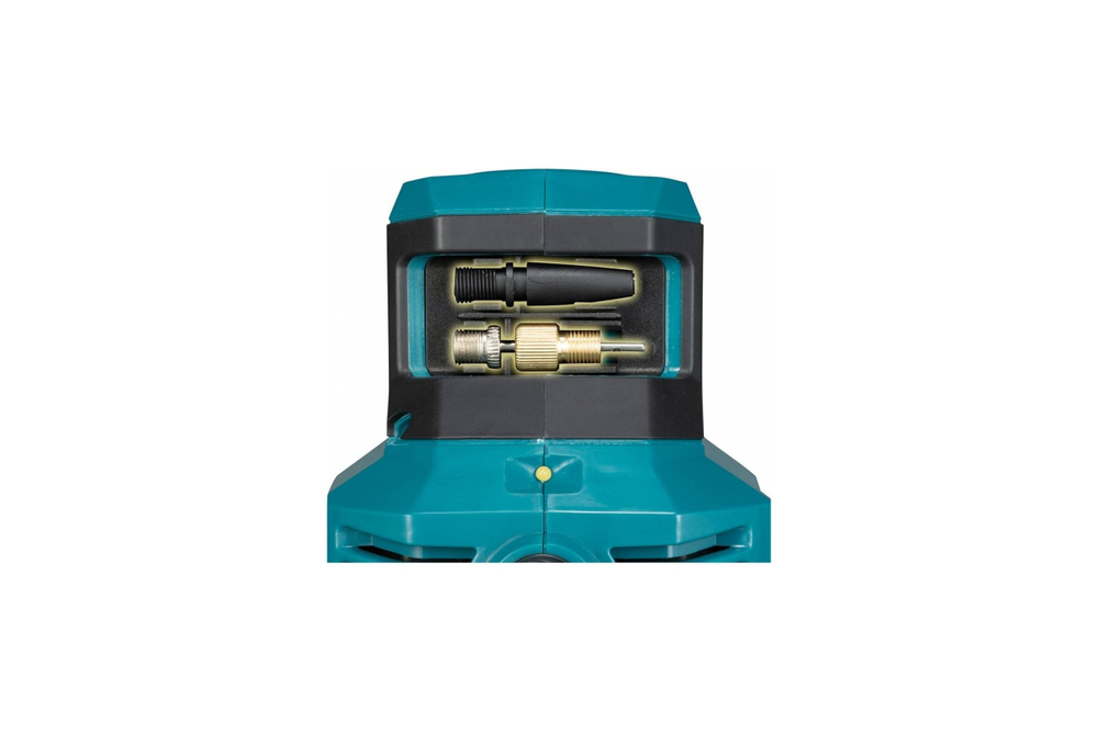 Автомобильный аккумуляторный насос Makita LXT 18В, 11.1 бар, 3 скорости, 22/11/7 л/мин, XPT, 4 насадки, без аккум. и з/у DMP181Z