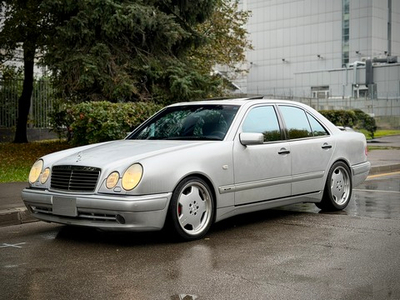 Mercedes-Benz E50 AMG