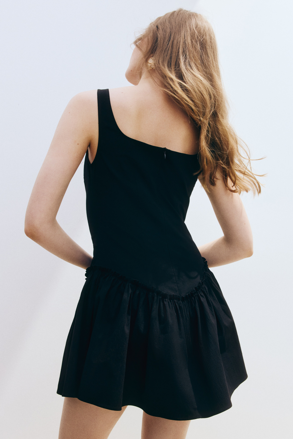 Платье из крепа с юбкой клёш - H&M