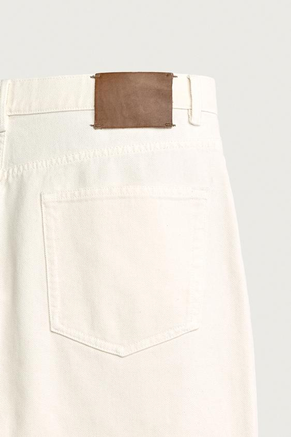 ZARA ДЖИНСЫ STRAIGHT RELAXED FIT ИЗ ХЛОПКА И КОНОПЛИ, ЭКРЮ