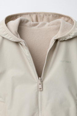 ZARA НЕЙЛОНОВАЯ КУРТКА ИЗ ПОЛАРФЛИСА, ЭКРЮ