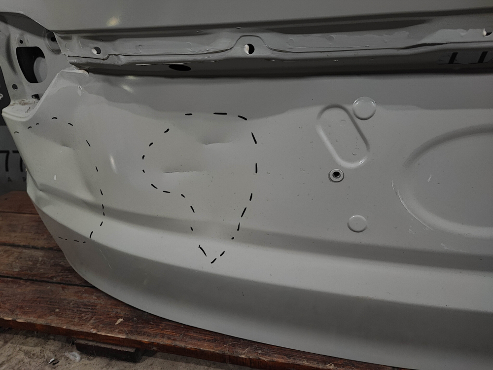 Крышка багажника Geely Coolray 19-24 Новая Оригинал 5062031900C15