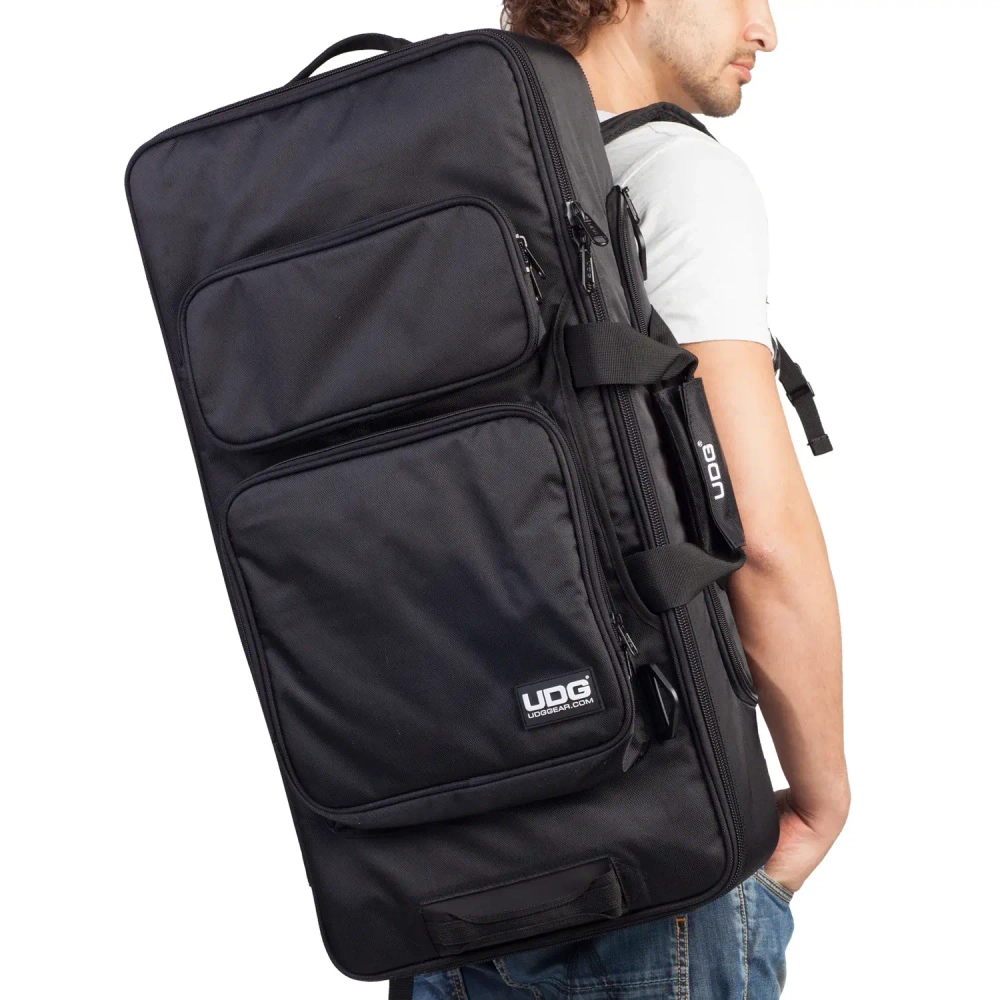 Рюкзак UDG Ultimate MIDI controller Backpack Large Black/Orange Inside MK2