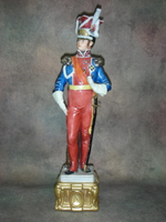 Статуэтка. Фарфор. Гусар. Солдат Улан. Capodimonte. Merli. Италия