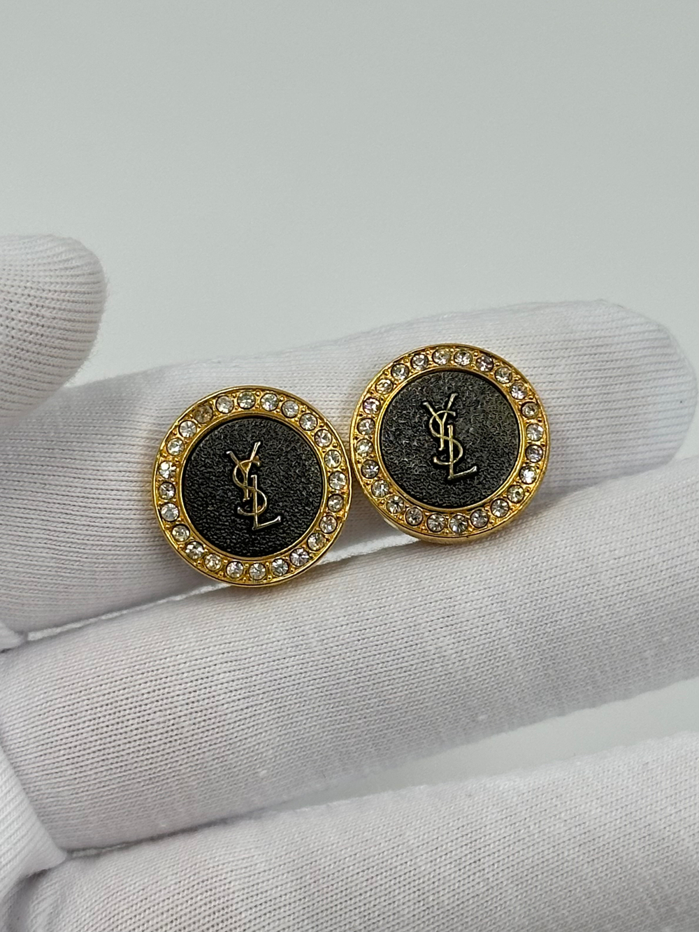 Клипсы Yves Saint Laurent