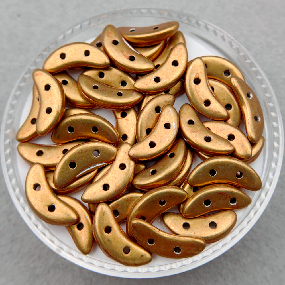 Бусины Crescent 3x10 мм, цвет Золотистый, насыщенный металлизированный (Saturated Metallic Gold)