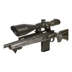 Прицел LEAPERS Accushot Premium 8-32X56, сетка MilDot гравированная - вид прицела, установленного на винтовку
